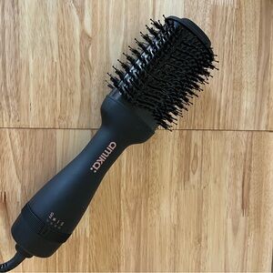 Amika Matte Black Hair Blow Dryer